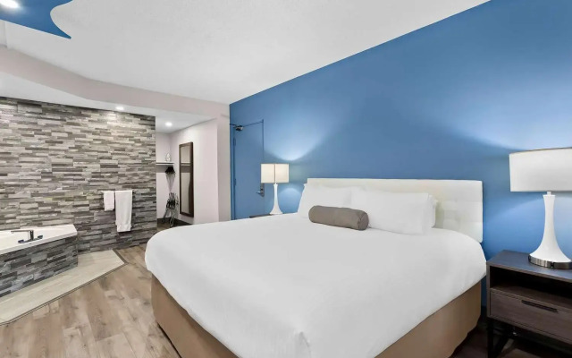 SureStay Plus by Best Western Windsor