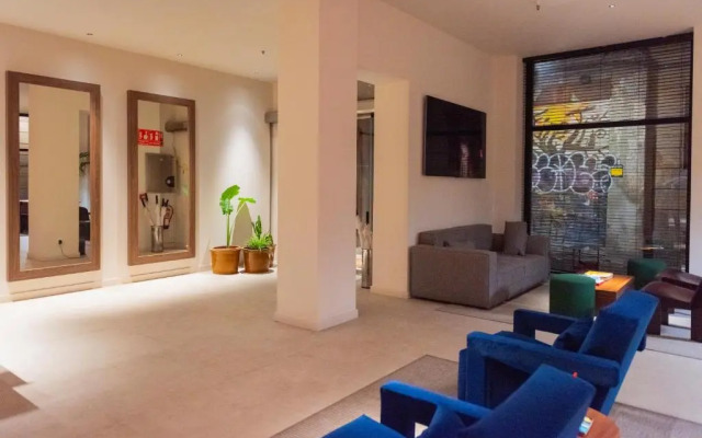 Отель California