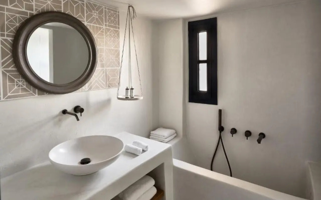 Vedema, a Luxury Collection Resort, Santorini