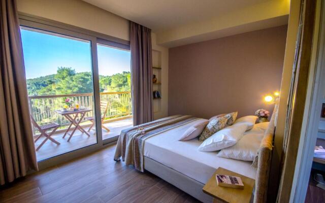 Forest Resort Suites Skiathos