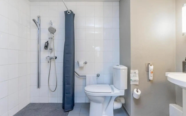 B&B HOTEL Marseille La Valentine Porte d'Aubagne