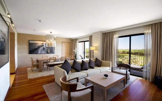 Hilton Vilamoura As Cascatas Golf Resort & Spa