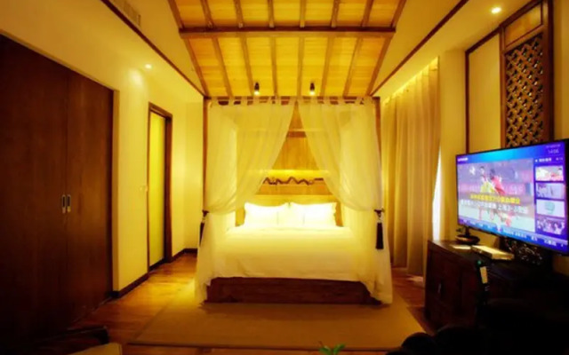 Zhengzhou Qianna Hotel