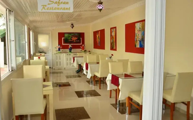 Almila Side Suite Hotel