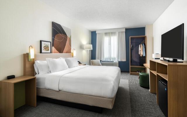 Spark by Hilton Fredericksburg Southpoint