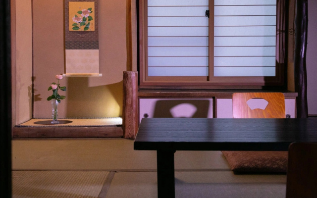 Japanese-Style Higashi Honganji View Family room 사진 3