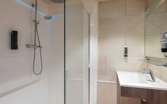 B&B HOTEL Saint-Pierre-en-Faucigny Bonneville