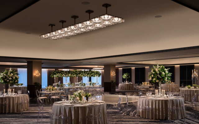 Four Seasons Houston Hotel
