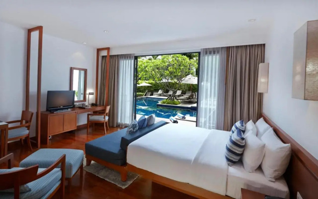 Woodlands Suites Serviced Residences