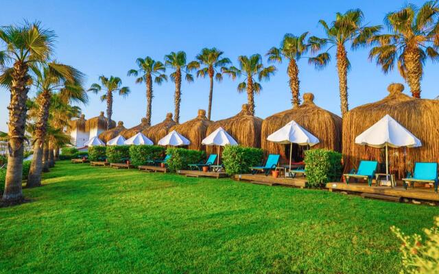 Crystal Flora Beach Resort – All Inclusive