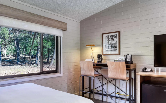 Yavapai Lodge - West & East