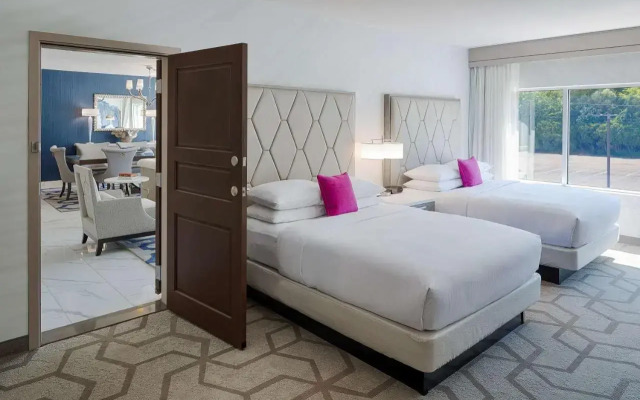 The Kingsley Bloomfield Hills - a DoubleTree by Hilton