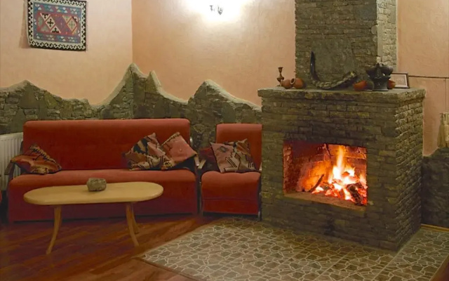 Gudauri Hut Hotel