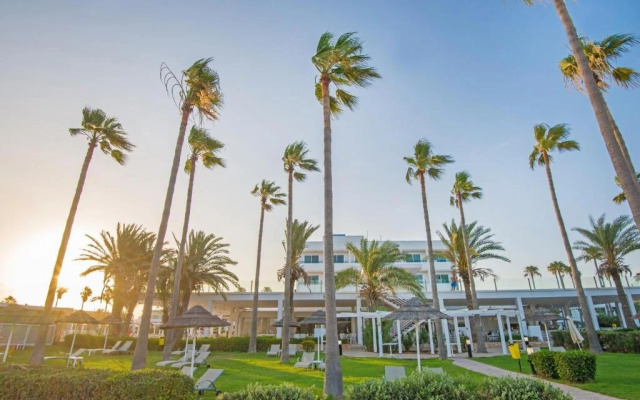Dome Beach Marina Hotel & Resort