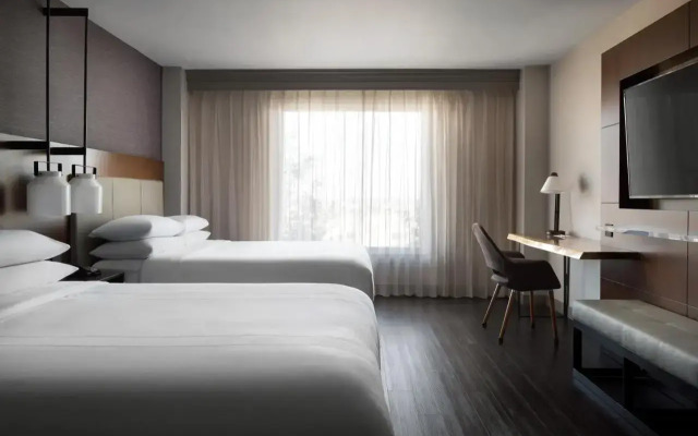 Visalia Marriott at the Convention Center