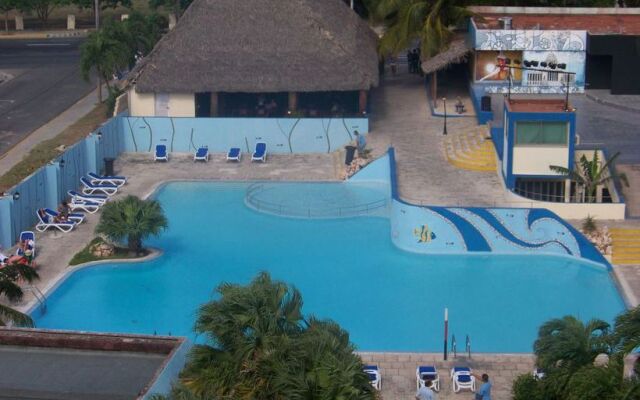 Gran Caribe Sun Beach