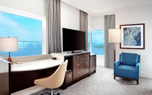 Hilton San Diego Bayfront