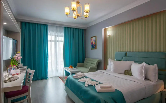 Phoenicia Express Hotel