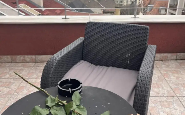 Rose City Hotel