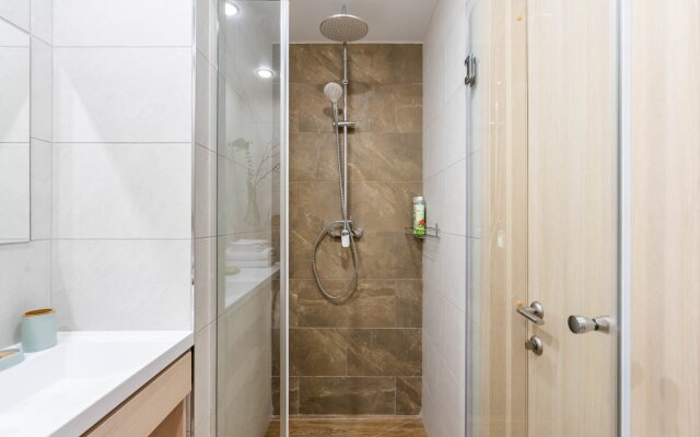 Dizayn-Apart U Metro Kirovskiy Zavod Apart-Hotel