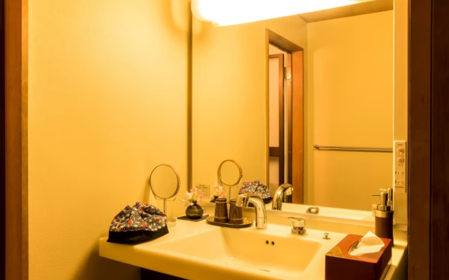 AOI Japanese-style with a Half Open-air Bath room 사진 2