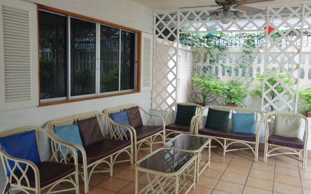 Charming Inn Hotel