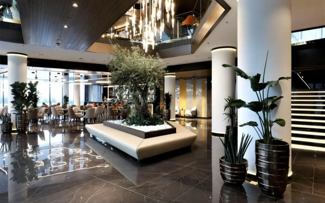 Grand Plaza Hotel and Congress Centre
