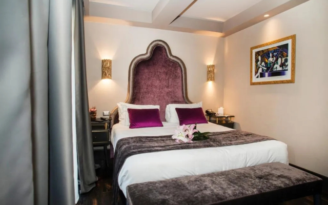 HT6 Hotel