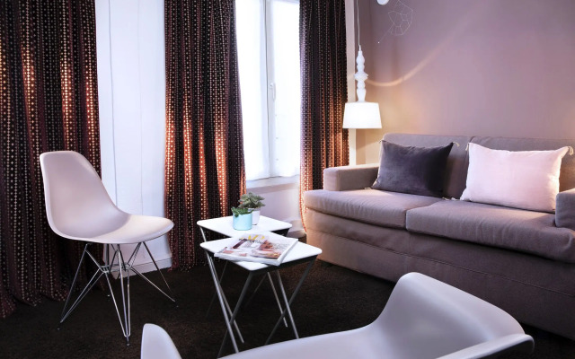 Отель Marais Home