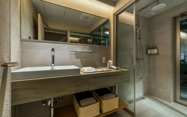 Отель Nazuna Kyoto Tsubaki St.