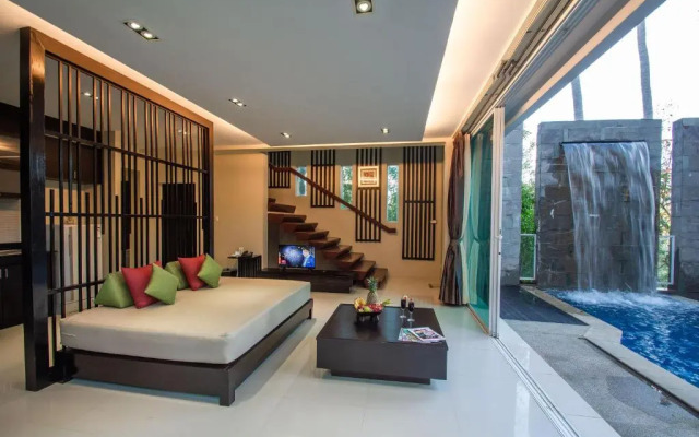 Peach Blossom Resort & Pool Villa