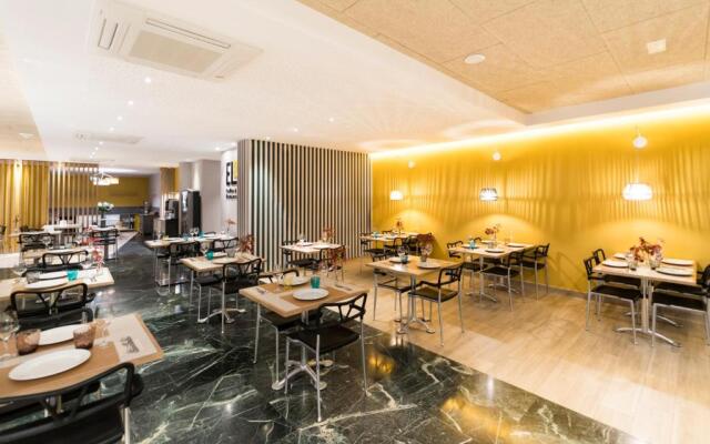 Hotel Sercotel Tres Luces