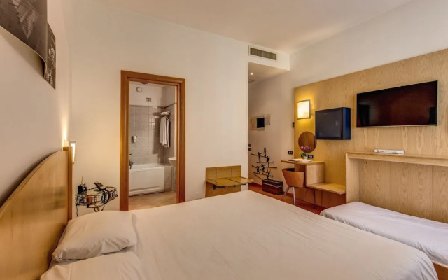 Hotel Franklin Feel The Sound