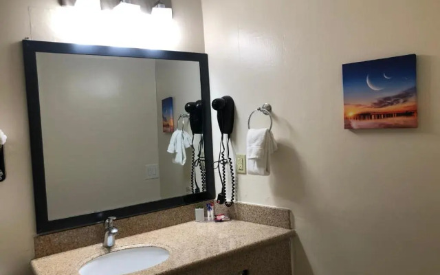 Americas Best Value Presidents Inn on Munras