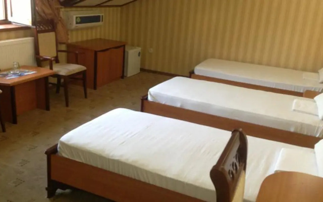 Western Suites Hotel