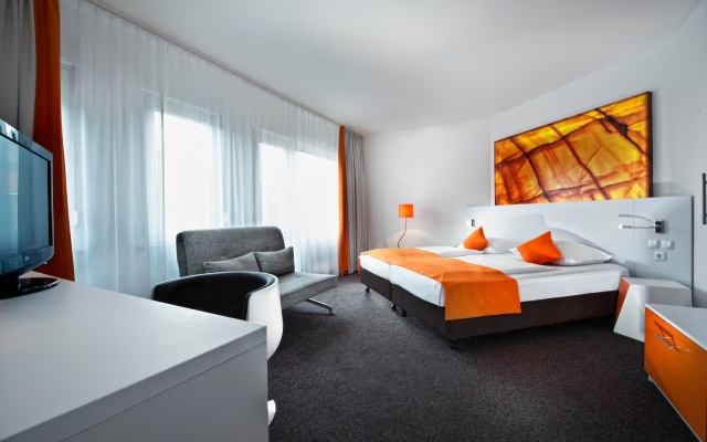 Standard Double room (full double bed) (bed type is subject to availability)