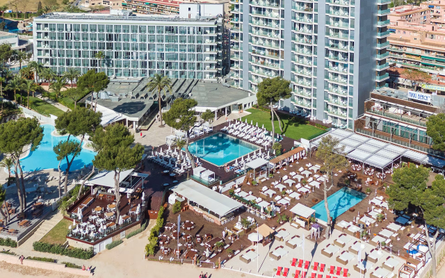 Отель Melia South Beach