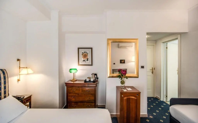 Napoleon Hotel