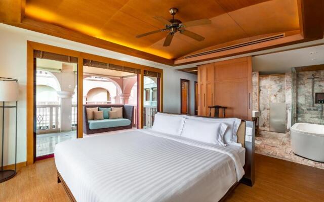 Centara Grand Beach Resort Phuket Hotel