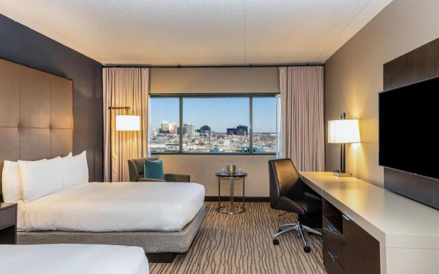 DoubleTree by Hilton Hotel Newark Airport