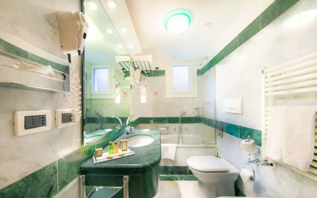 Colombina Hotel