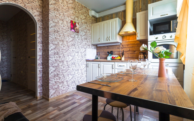 Open Apartments on Novoaleksandrovskaya