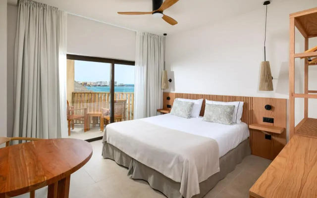 Playa Surf CBbC Hotel
