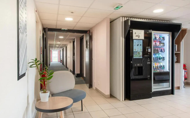 B&B HOTEL Cholet Nord