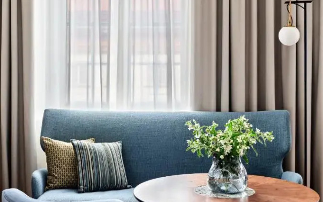 Hotel Verte, Warsaw, Autograph Collection