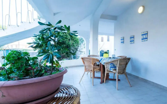Spazioso Appartamento al Mare con Giardino