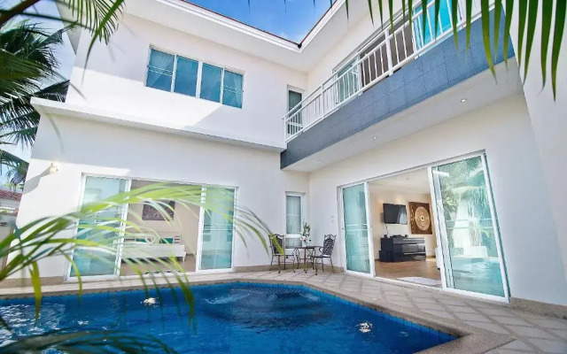 Tropicana Pool Villa