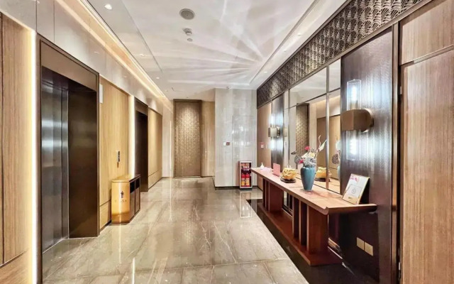 Landmark International Hotel