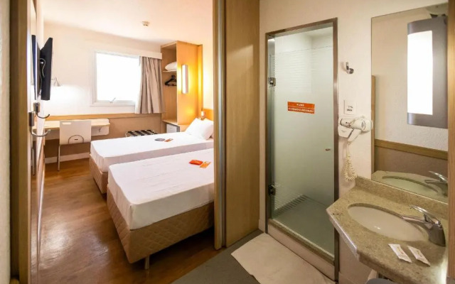 Hus Hotel Maringa