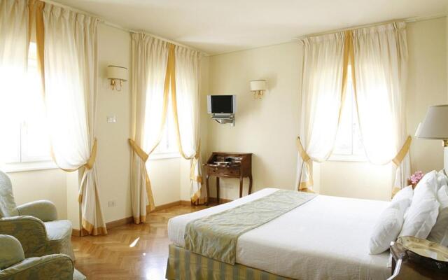 Boutique Hotel & Restaurant La Vittoria Garda